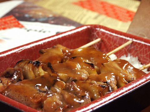 やきとり３本丼（漬物・味噌汁付き）